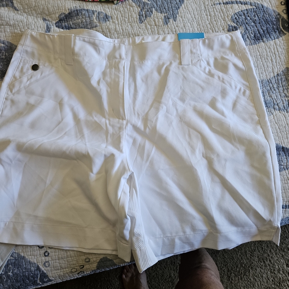 PGA Tour Women's Classic White Shorts